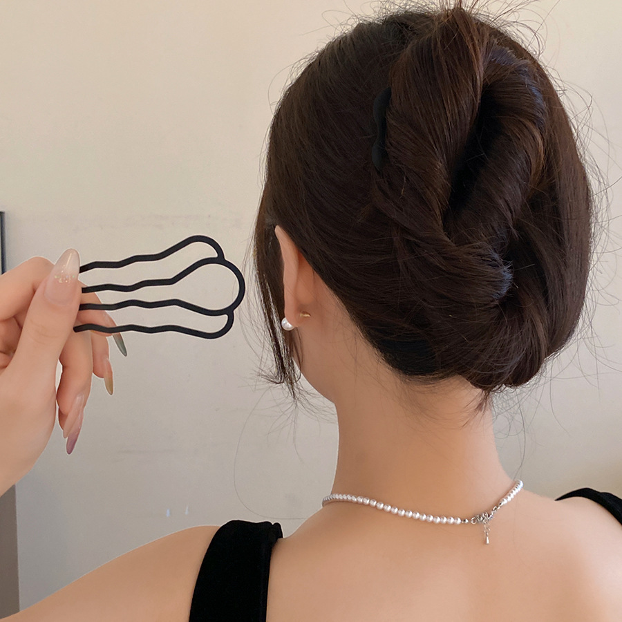 Women Fashion Hair Style - Metalowe grzebienie do włosów w kształcie