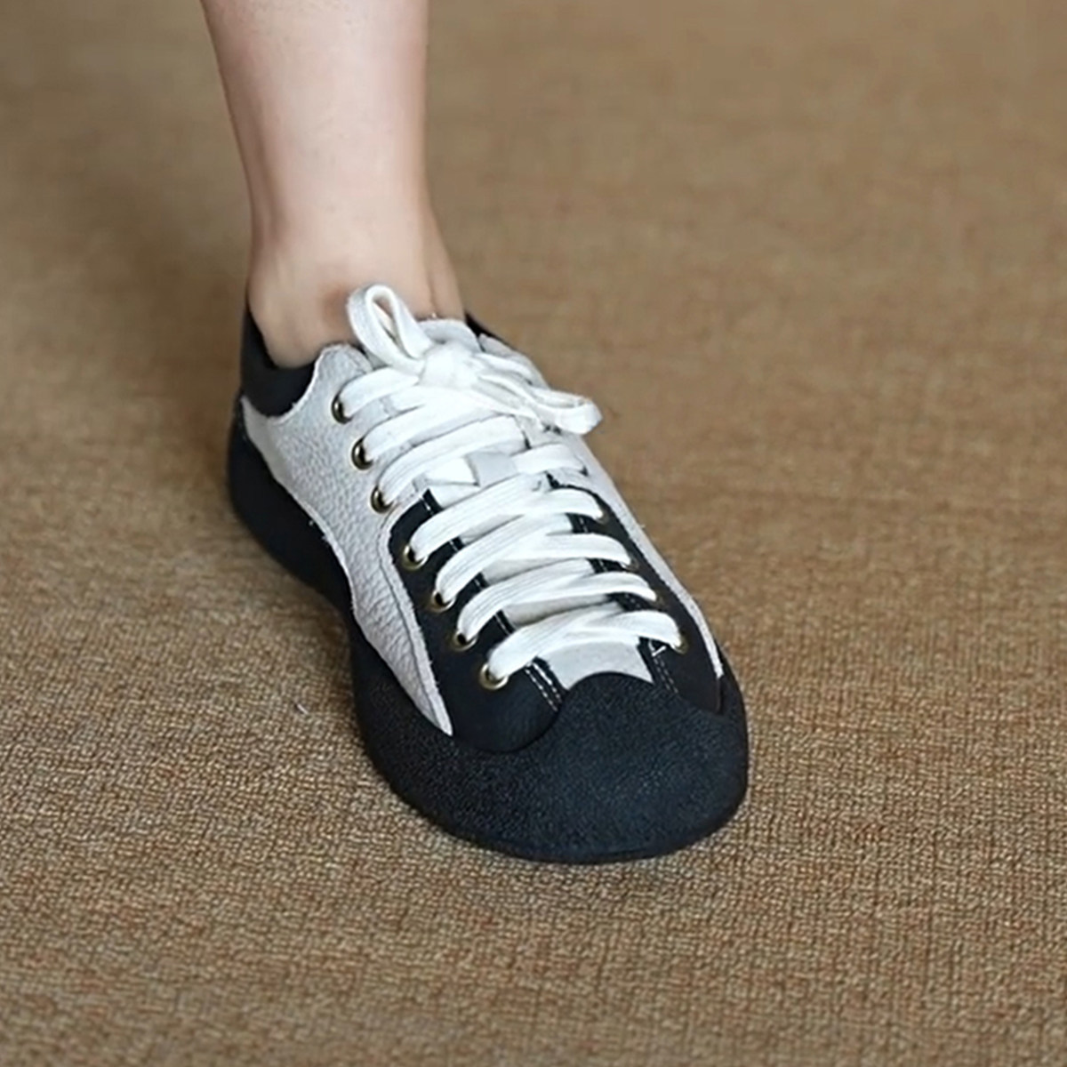 Ultra-miękkie damskie sneakers – Women'S Fashion Market Size recenzja i cena