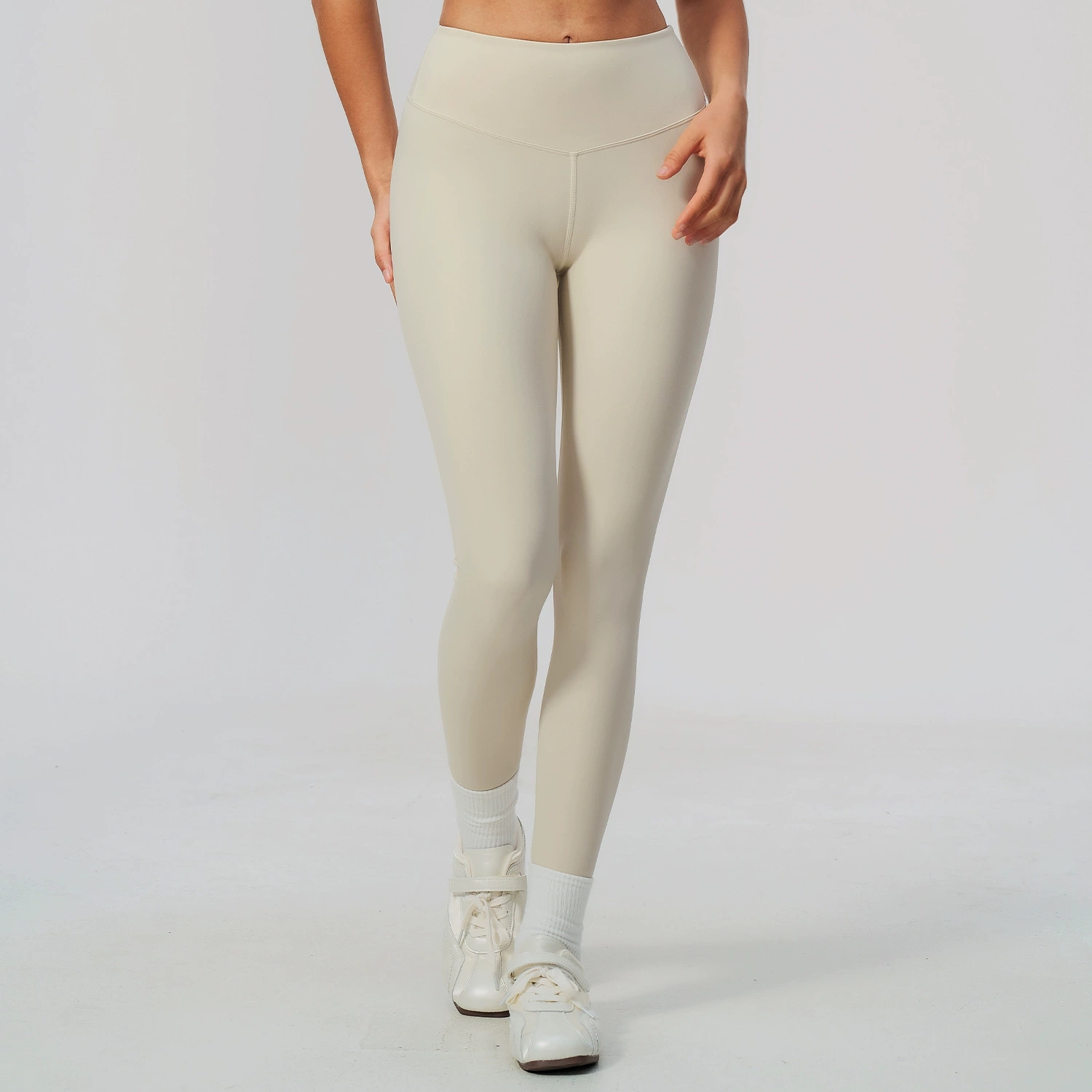 Jednokolorowe spodnie do jogi  – High Waist Leggings recenzja i cena